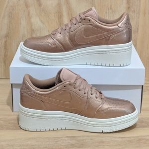 Women's Air Jordan 1 Retro Lifted [AO1334 901] NIB